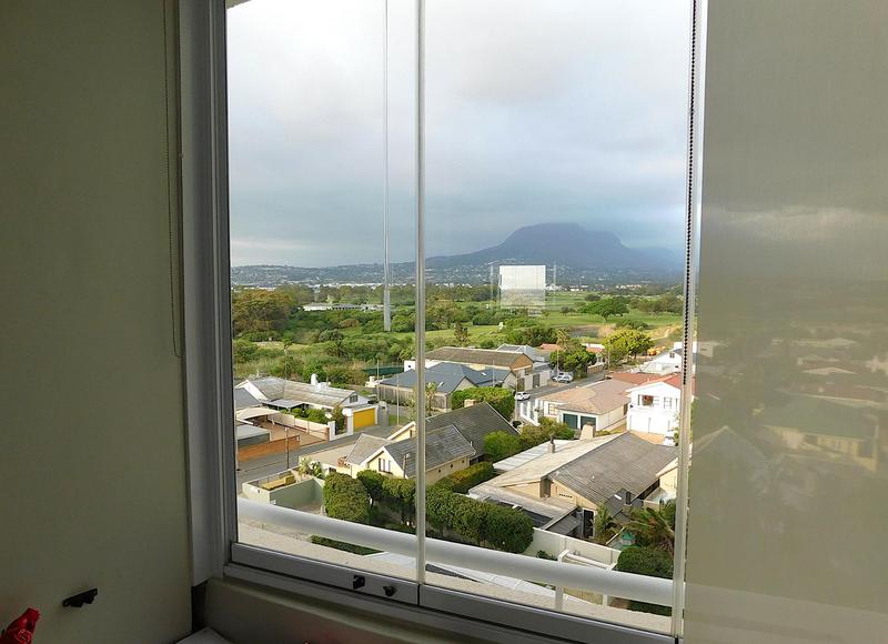 To Let 2 Bedroom Property for Rent in Strand Western Cape